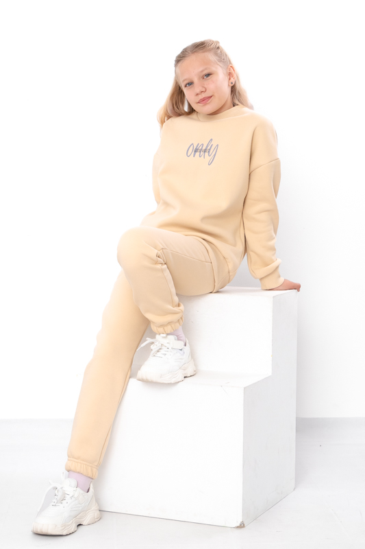 Костюм для дівчинки 